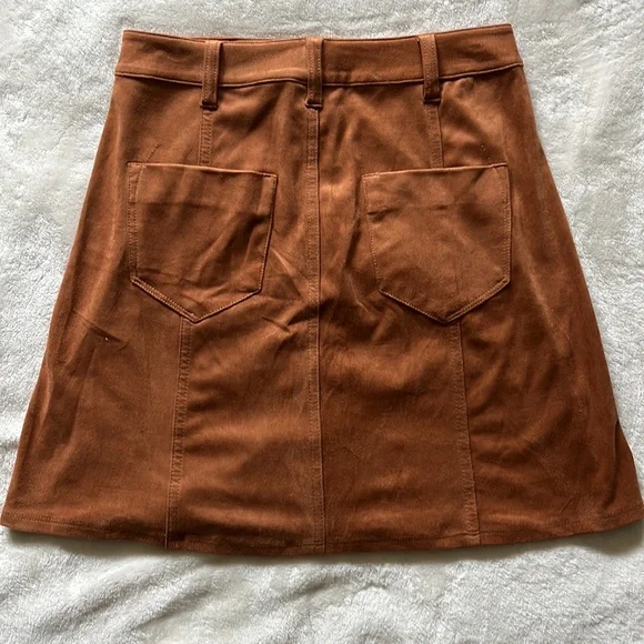 NWOT Suede Button-Up Skirt - Picture 2 of 2